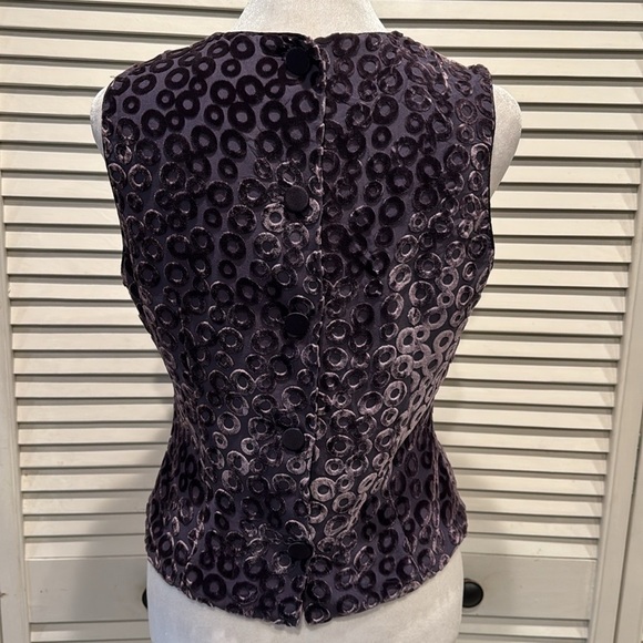 Banana Republic Sleeveless Silk Top - Picture 2 of 8